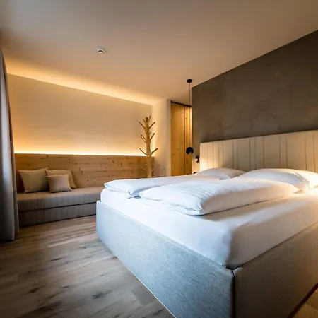Hotel Sonnenheim Chienes Esterno foto